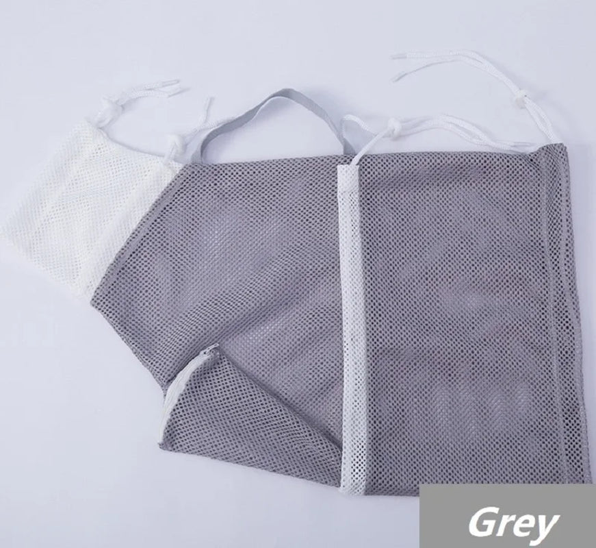 Adjustable Mesh Cat Grooming and Bathing Bag for Nail Trimming and Restraint